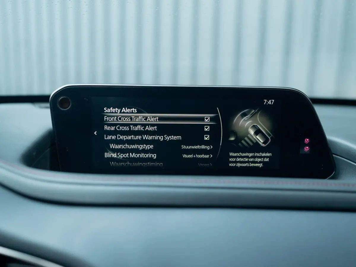 2.0 e-SkyActiv-G M Hybrid Homura | Elk. A-klep | 360 Camera | Head Up | Prijs Rijklaar!!