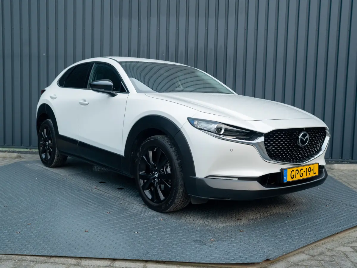 2.0 e-SkyActiv-G M Hybrid Homura | Elk. A-klep | 360 Camera | Head Up | Prijs Rijklaar!!