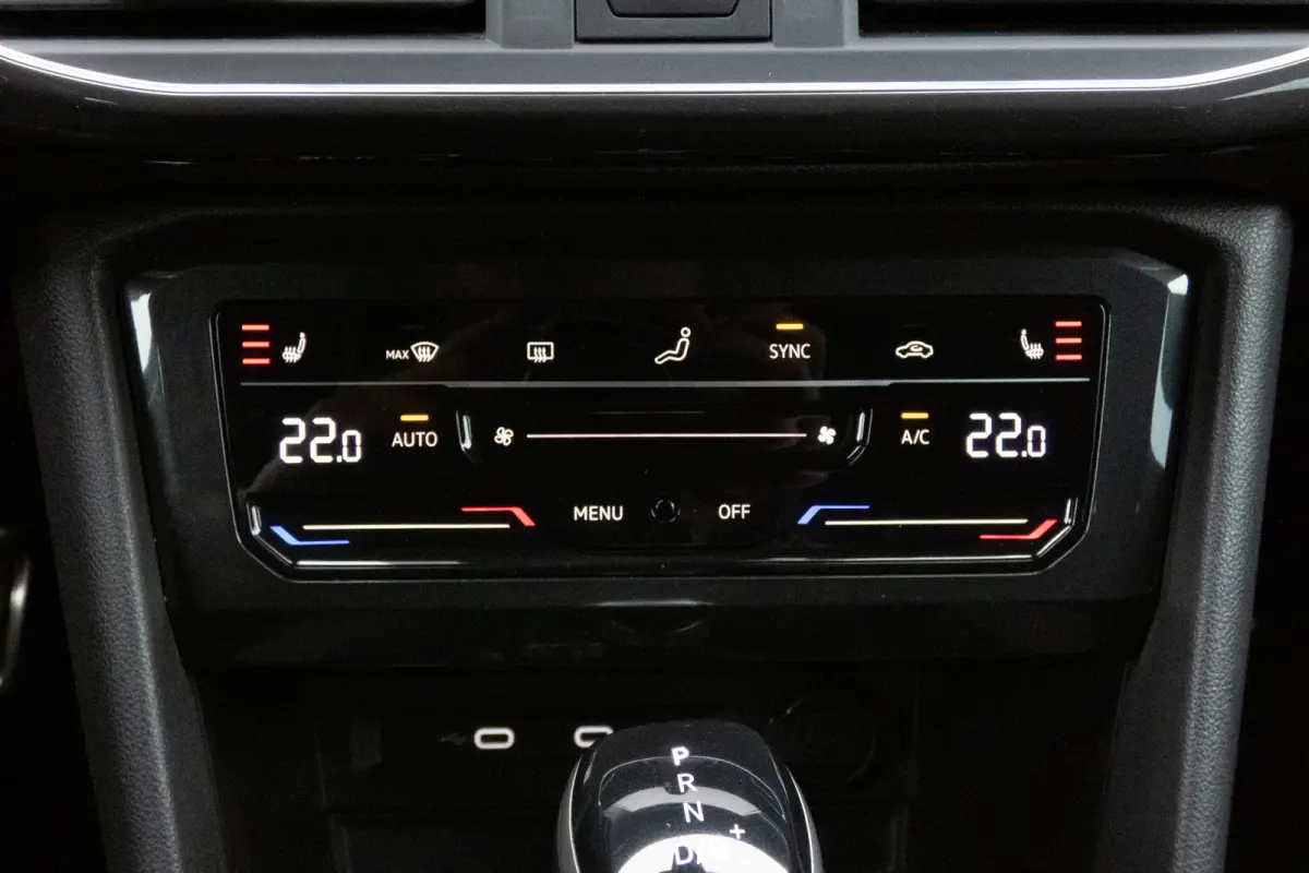 1.4 TSI e-Hybrid PHEV FR | STOELVERWARMING | ACC | APPLE CARPLAY/ANDROID AUTO