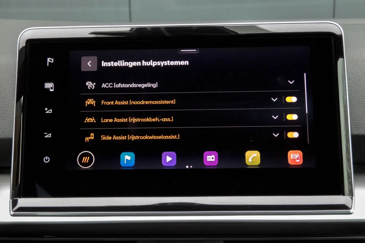 1.4 TSI e-Hybrid PHEV FR | STOELVERWARMING | ACC | APPLE CARPLAY/ANDROID AUTO