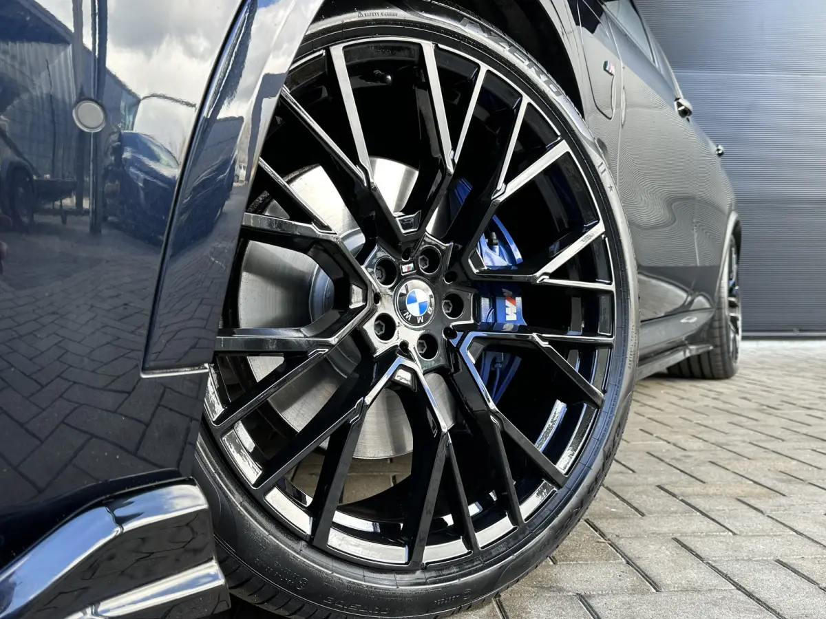 45e M-SPORT | Carbon | 20" | Leer | 360 Cam | HUD | Trekhaak |