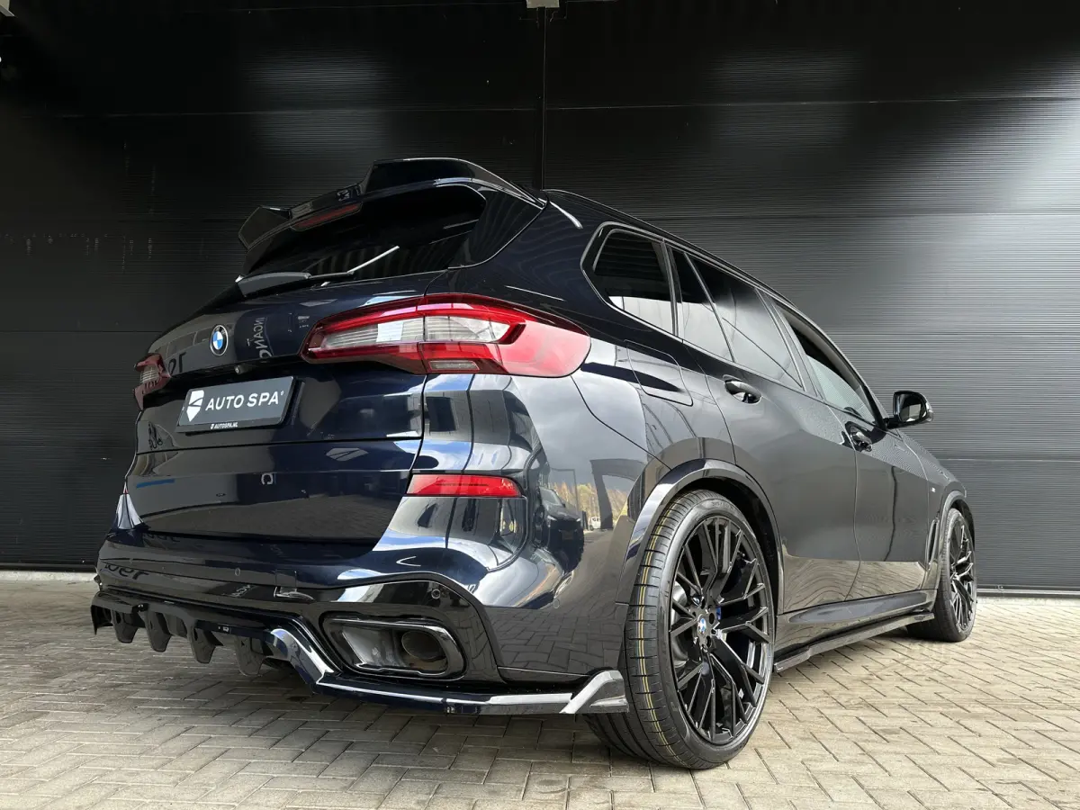 45e M-SPORT | Carbon | 20" | Leer | 360 Cam | HUD | Trekhaak |