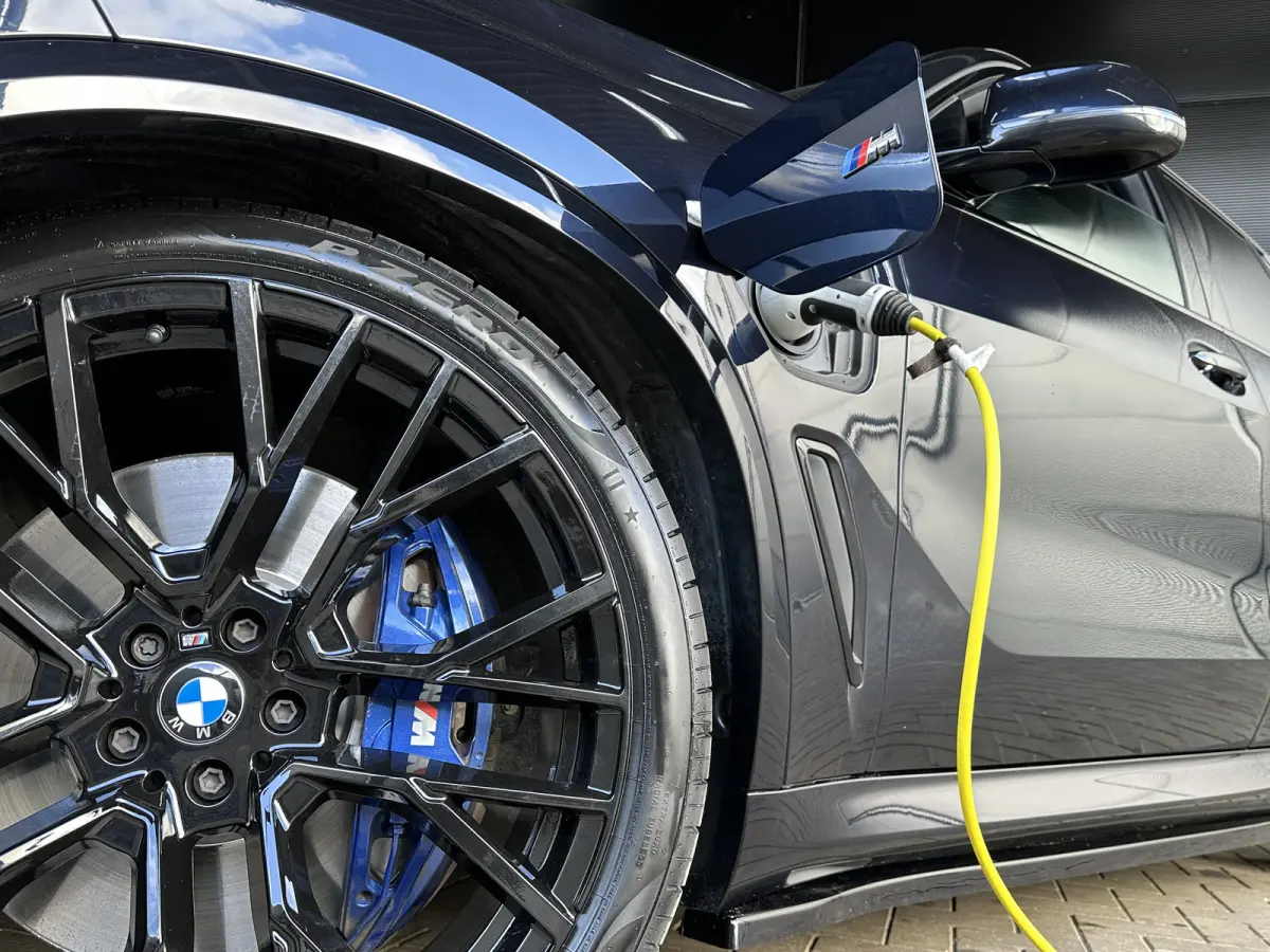 45e M-SPORT | Carbon | 20" | Leer | 360 Cam | HUD | Trekhaak |