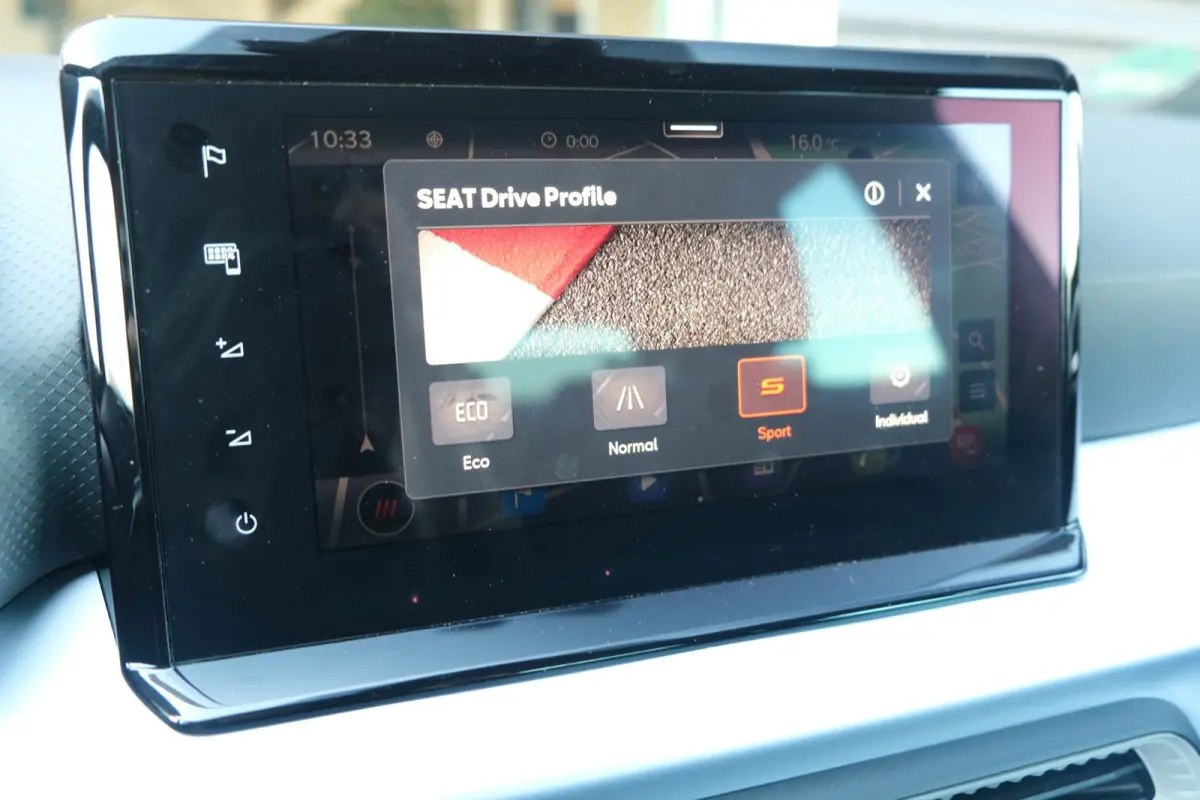 1.0 EcoTSI FR 95PK Facelift Led Navi Cruise PDC DAB+
