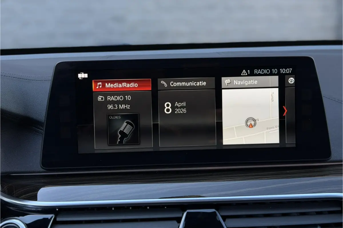640i xDrive Luxury Line | Panodak | Comfortleder | Camera | LED | Navi Prof.