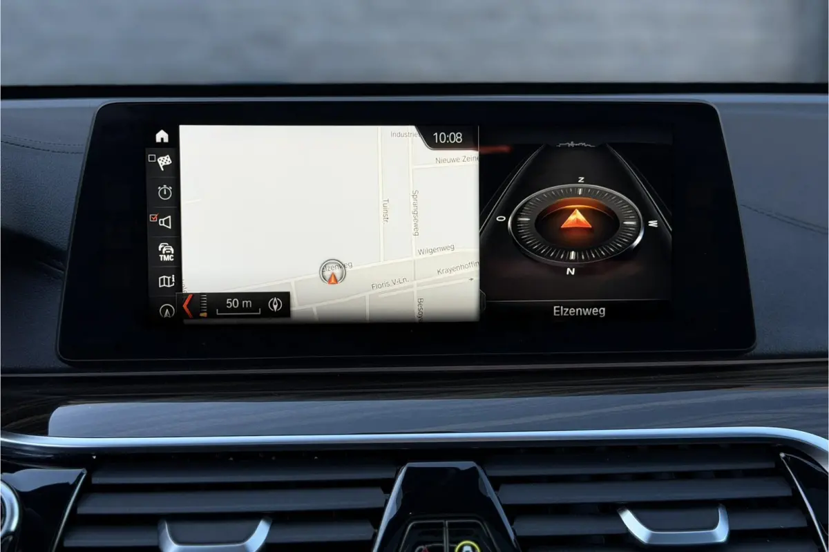 640i xDrive Luxury Line | Panodak | Comfortleder | Camera | LED | Navi Prof.