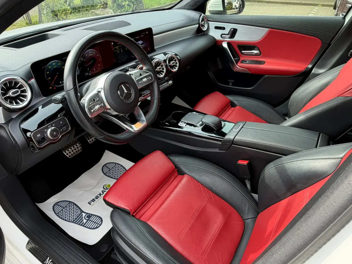 A200 Premium AMG PAKKET l SFEERVERL. l PANO l TREKHAAK