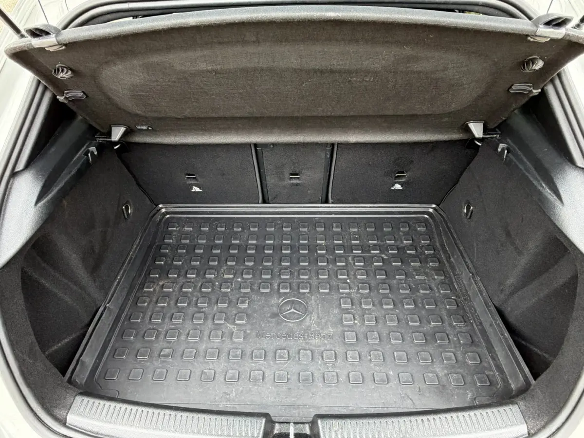 A200 Premium AMG PAKKET l SFEERVERL. l PANO l TREKHAAK