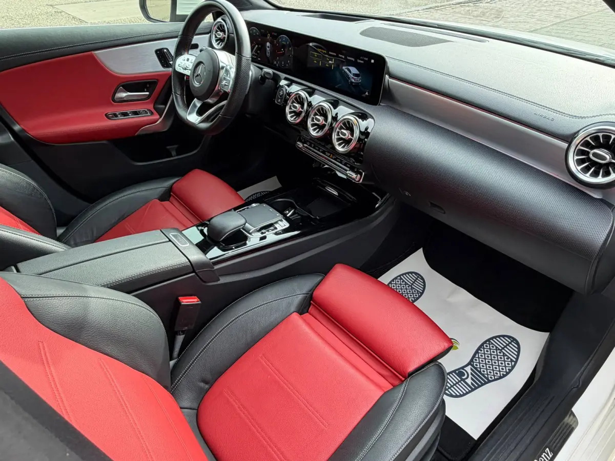 A200 Premium AMG PAKKET l SFEERVERL. l PANO l TREKHAAK