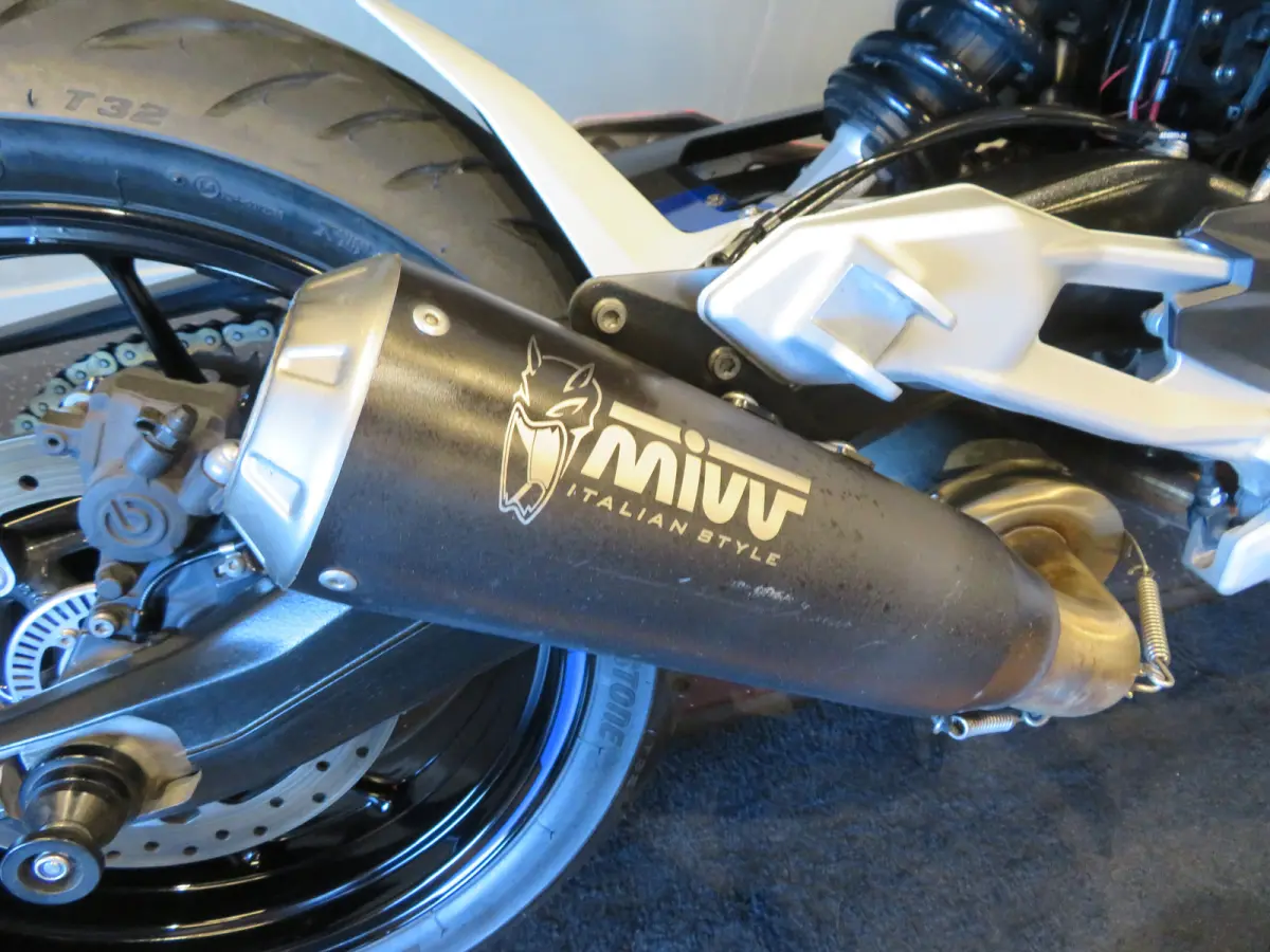 F900R HISTORIE! MIVV DEMPER