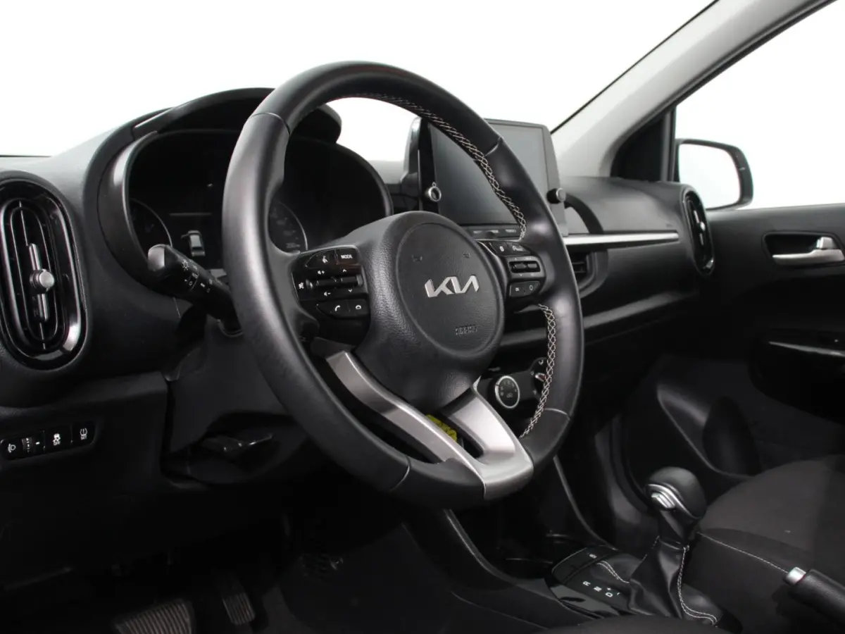 1.0 DPi Automaat DynamicLine Navigatie Apple Carplay/Android Auto Airco Camera DAB Lichtmetalen velgen Bluetooth