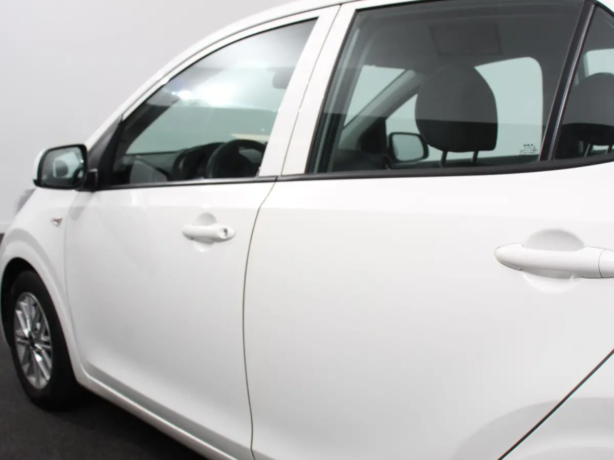1.0 DPi Automaat DynamicLine Navigatie Apple Carplay/Android Auto Airco Camera DAB Lichtmetalen velgen Bluetooth