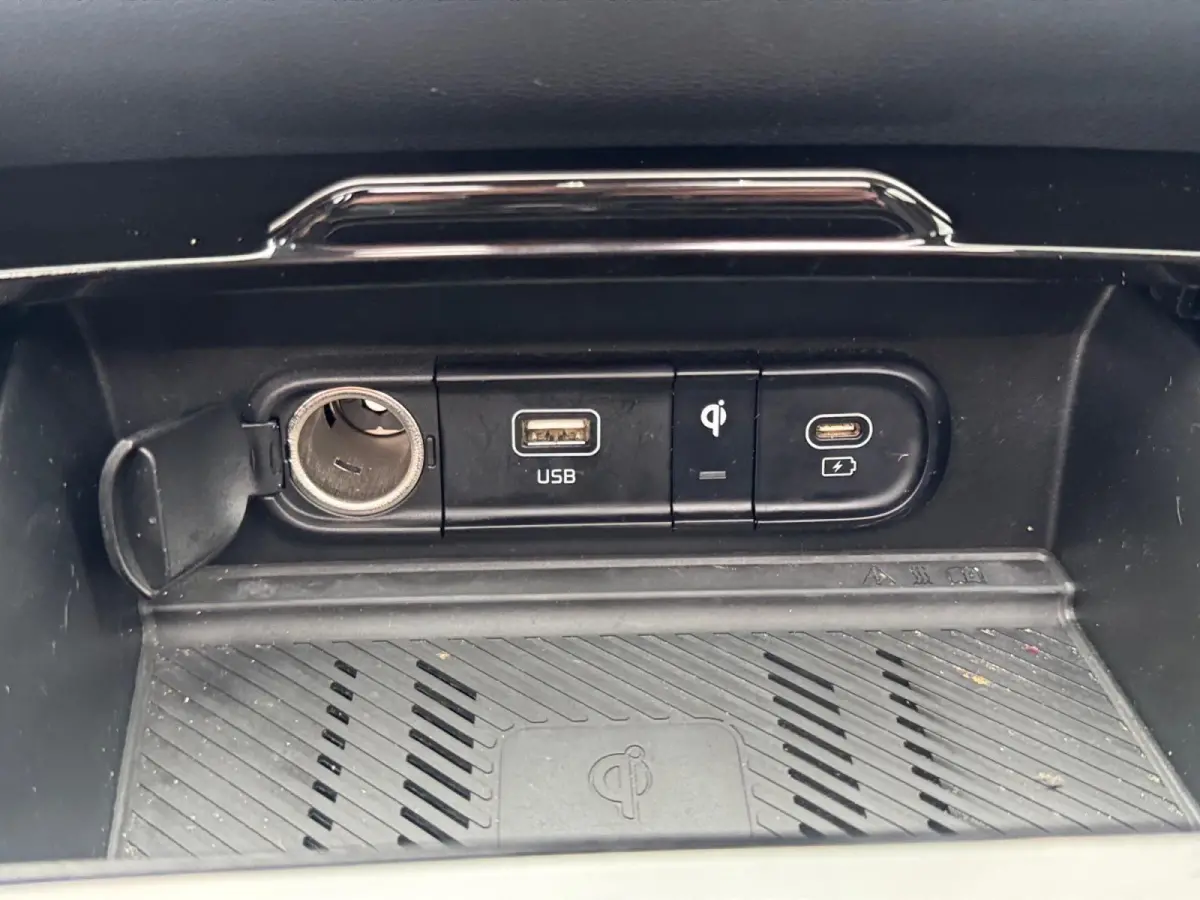 1.6 T-GDi Plug-in Hybrid AWD GT-Line |  Navi | Clima | Camera | Schuif-/Kanteldak | Stoel-/Stuurwielverwarming | Stoelventilatie | Elektr. Achterklep