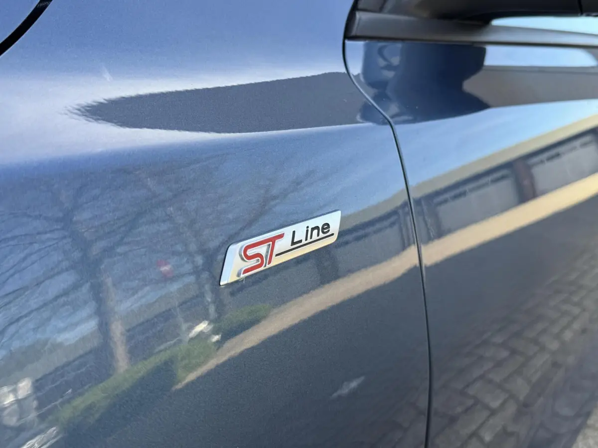 1.0 EcoBoost Hybrid ST Line X|ACC|Winterpack|Camera|Stoel+Stuur verwarming|Carplay||Automaat|