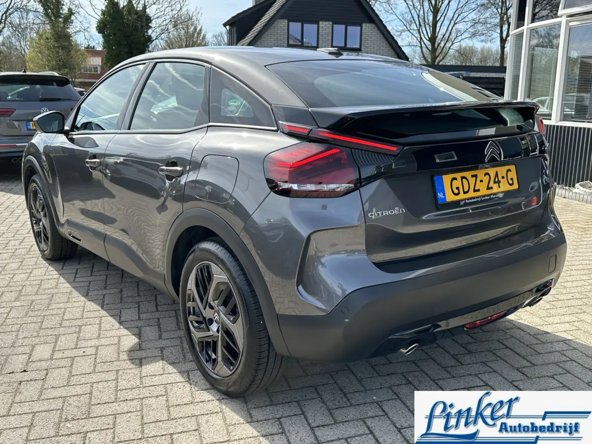 1.2 Hybrid 136 Plus - NL-AUTO TREKH CAMERA CARPLAY AUTOMAAT
