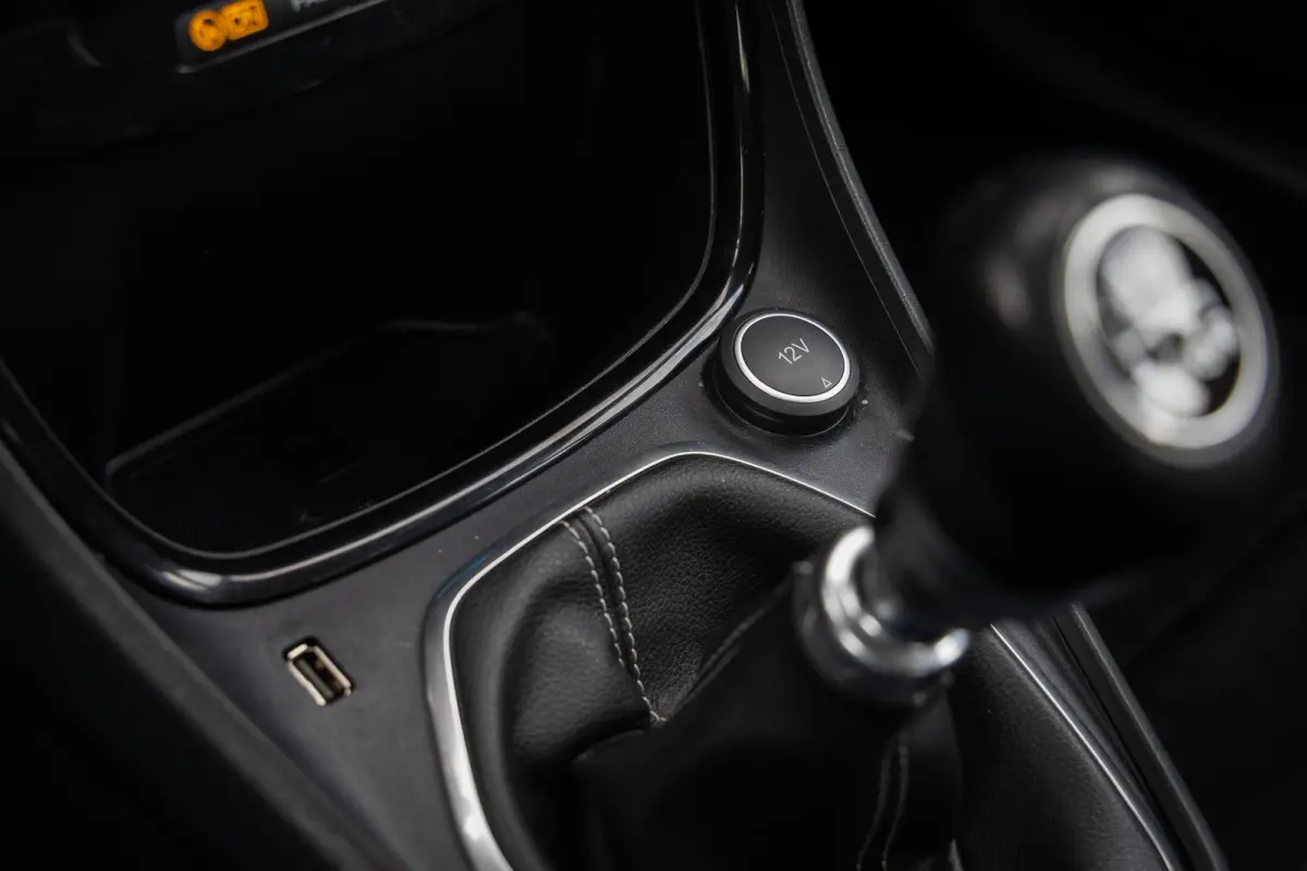 1.0 EcoBoost Titanium | Dealer o.h. | Trekhaak | LED verlichting | Cruise control