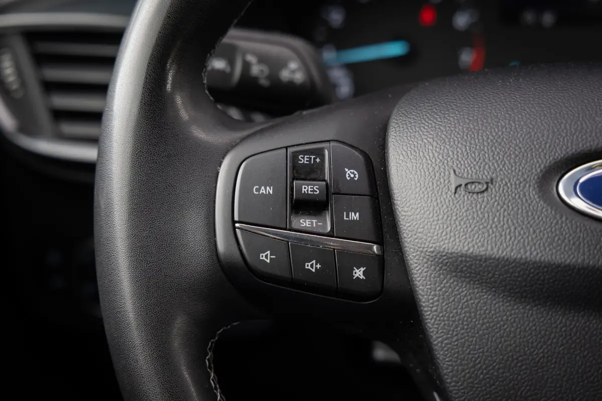 1.0 EcoBoost Titanium | Dealer o.h. | Trekhaak | LED verlichting | Cruise control