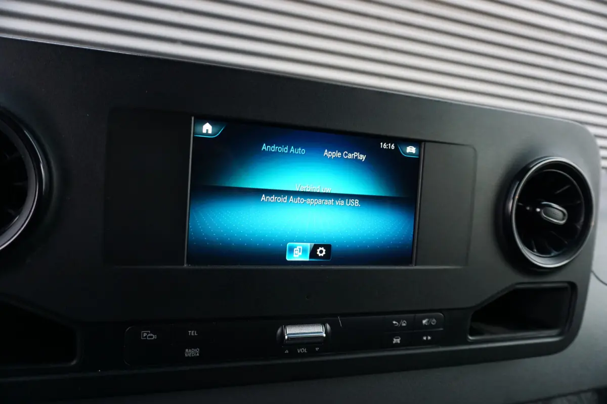 516 160pk Automaat 3500kg L2H2 Dubbellucht Trekhaak Apple Carplay Camera