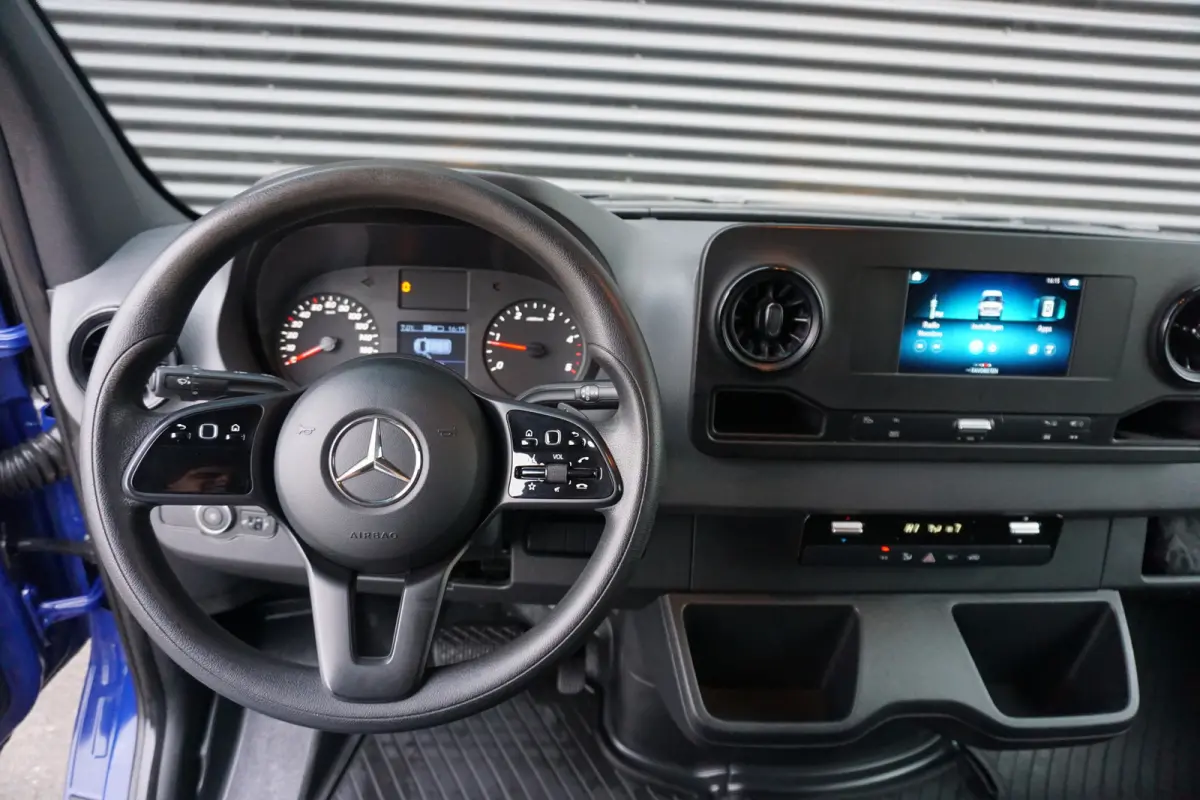 516 160pk Automaat 3500kg L2H2 Dubbellucht Trekhaak Apple Carplay Camera