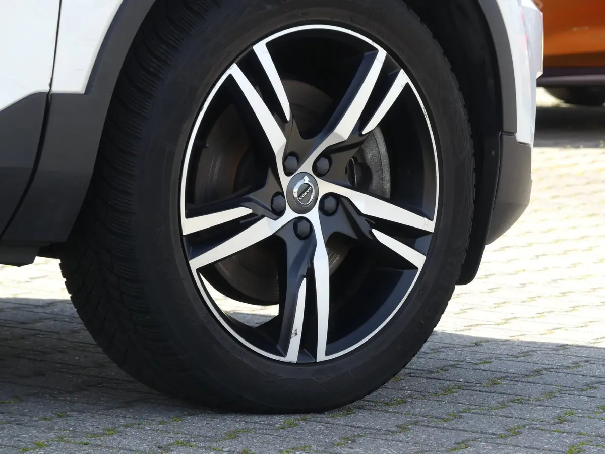 1.5 T4 R-Design Expression