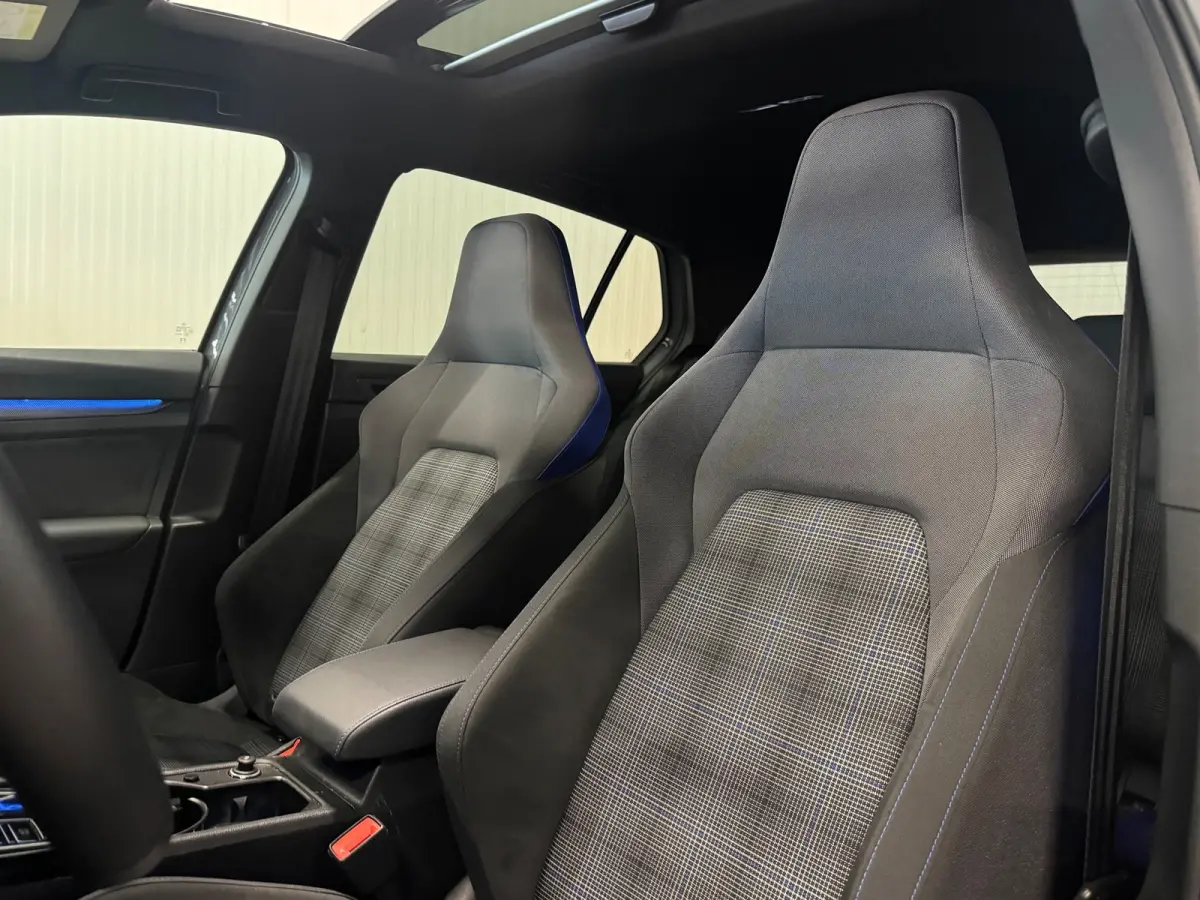 1.5 eHybrid GTE | HUD | PANO | NARDO GREY | CAMERA | AMBIANCE