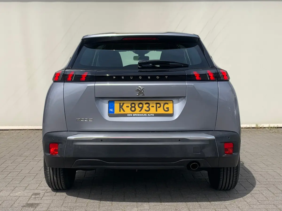 1.2 PureTech Active AppleCarplay/ Android Auto | Cruise Control | Clima | DAB | Navi | Trekhaak |