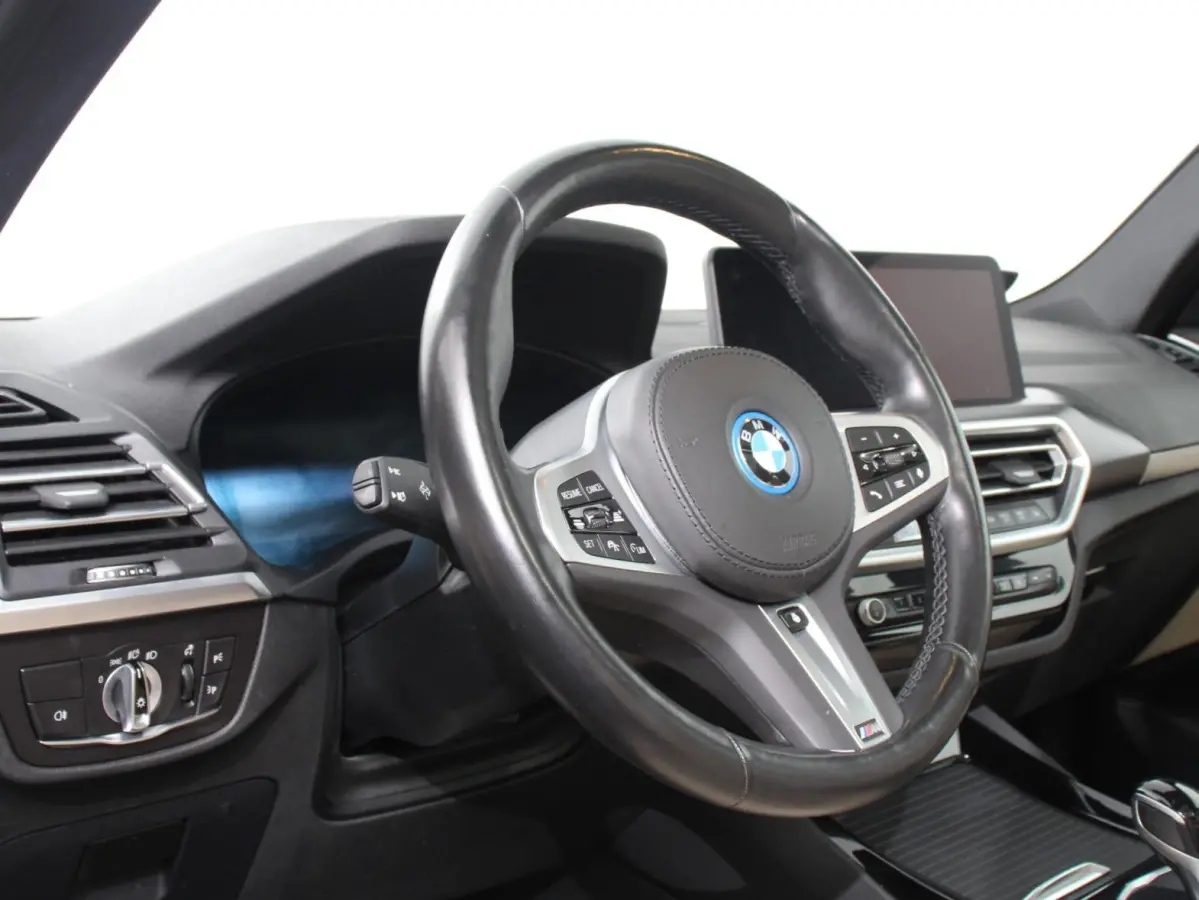 xDrive30e PHEV M Sport Demo auto ! Panorama dak Navigatie Climate Control Lichtmetalen Velgen