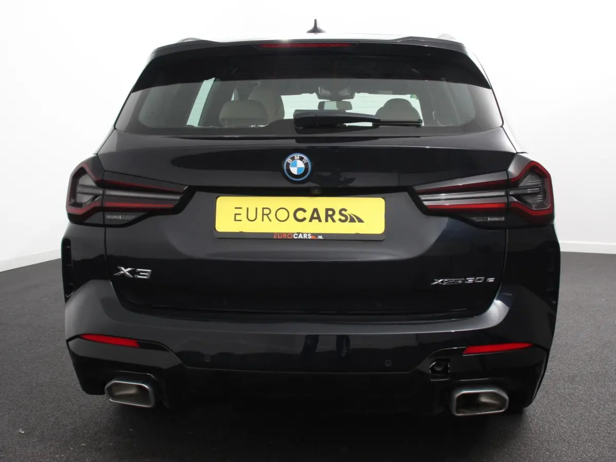 xDrive30e PHEV M Sport Demo auto ! Panorama dak Navigatie Climate Control Lichtmetalen Velgen