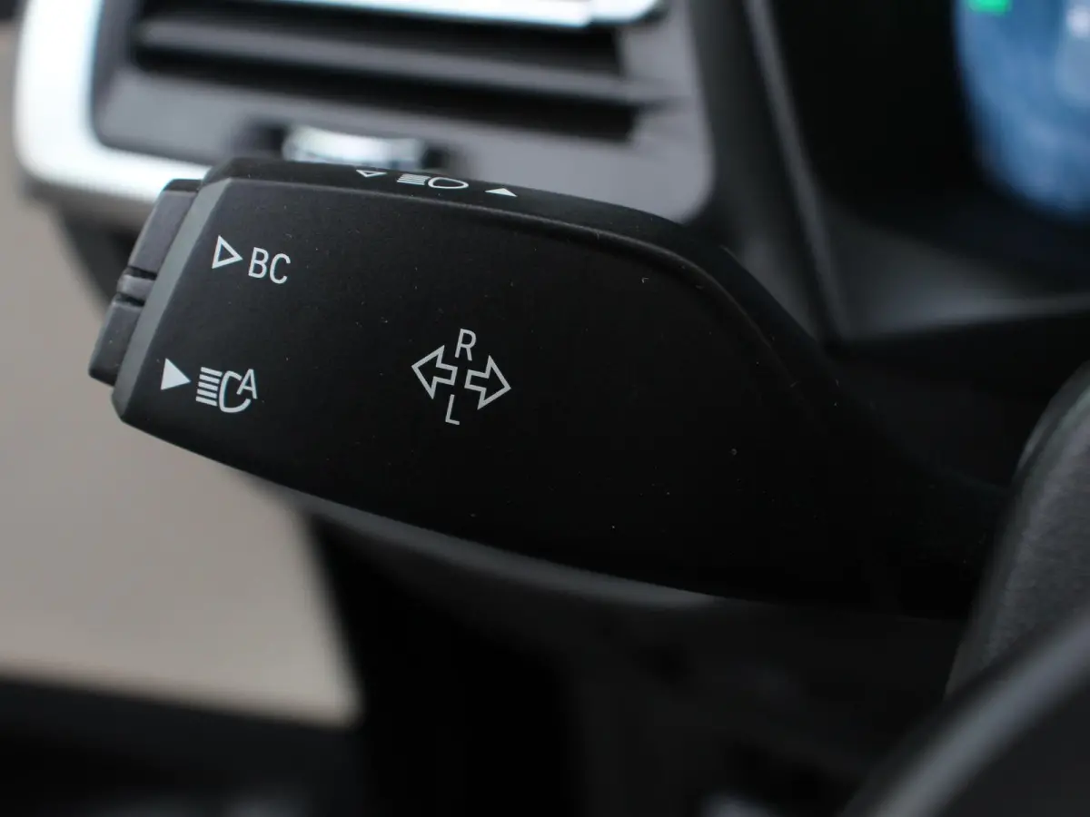xDrive30e PHEV M Sport Demo auto ! Panorama dak Navigatie Climate Control Lichtmetalen Velgen