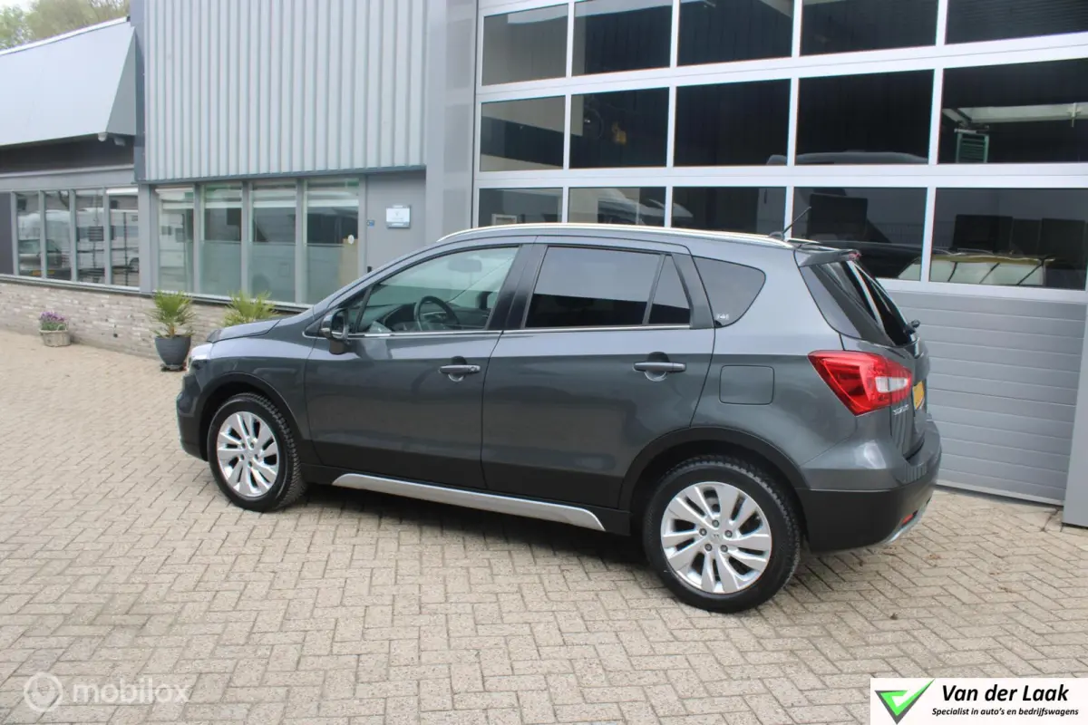 1.0 Boosterjet Select 1e Eigenaar | Boekjes | Navigatie.