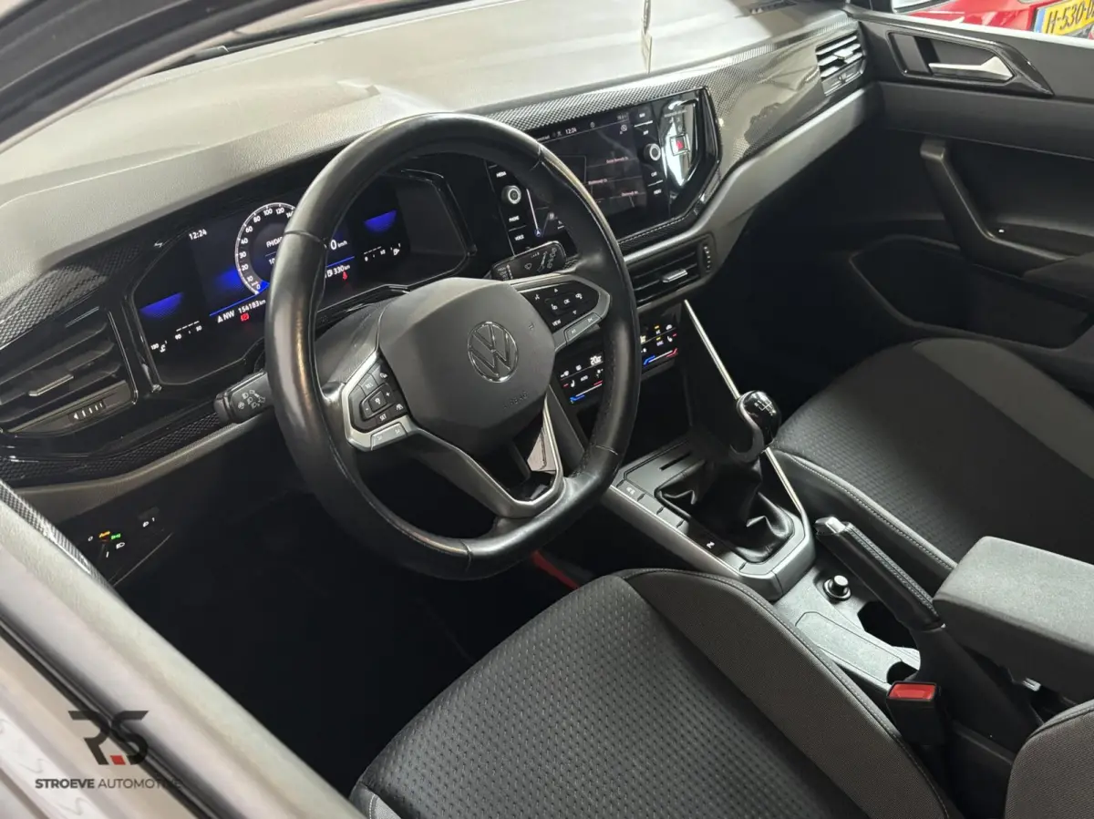 1.0 TSI 95 pk Life Buss | Navi | Camera | PDC | ACC | Stoelverw | Virtual | LED | DAB | CarPlay | Org NL|