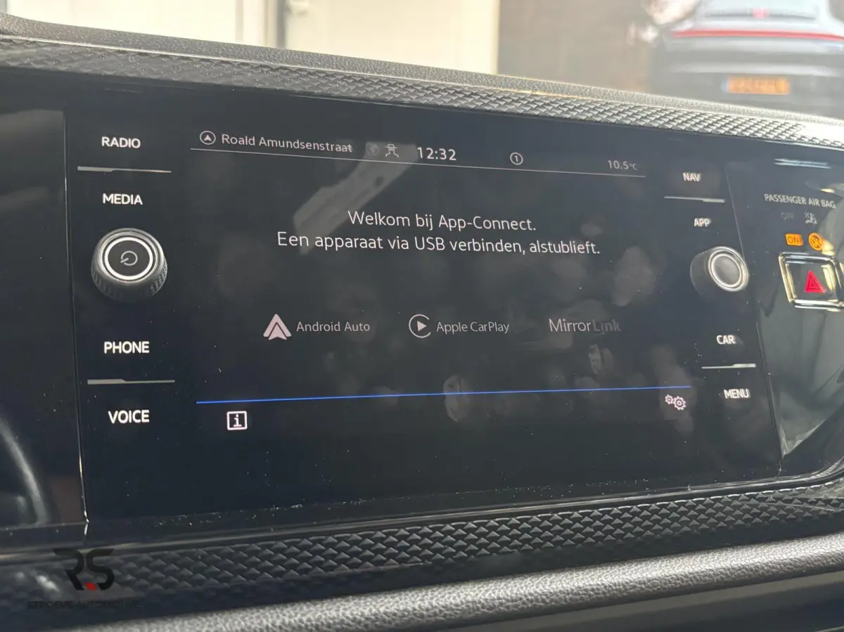 1.0 TSI 95 pk Life Buss | Navi | Camera | PDC | ACC | Stoelverw | Virtual | LED | DAB | CarPlay | Org NL|