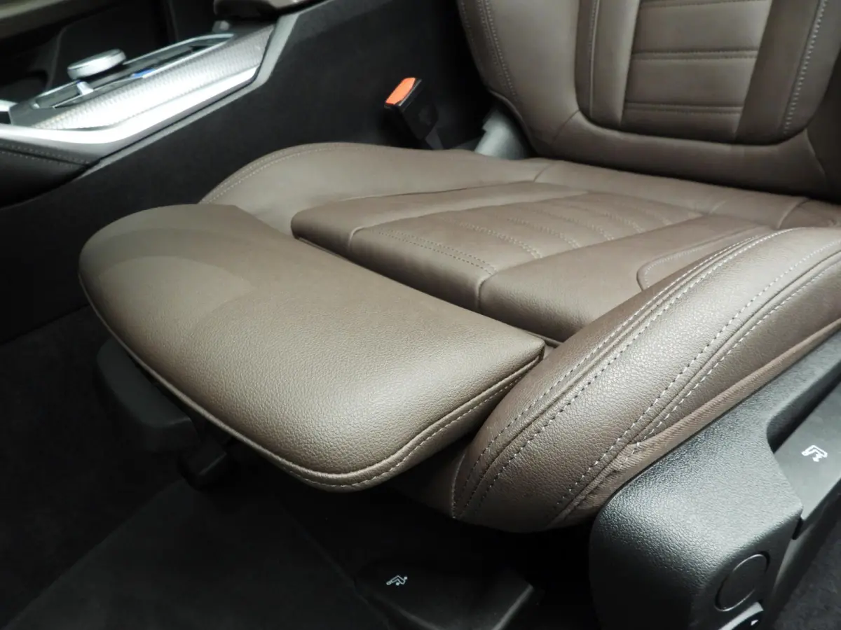 Gran Coupe eDrive40 | M-Sportpakket | LED | Leder | Navigatie | Sportstoelen | Stoelverwarming | DAB | Harman-kardon sound | Alu 18 inch