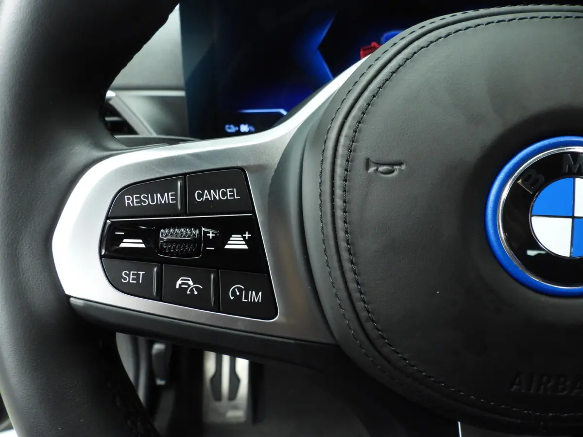 Gran Coupe eDrive40 | M-Sportpakket | LED | Leder | Navigatie | Sportstoelen | Stoelverwarming | DAB | Harman-kardon sound | Alu 18 inch