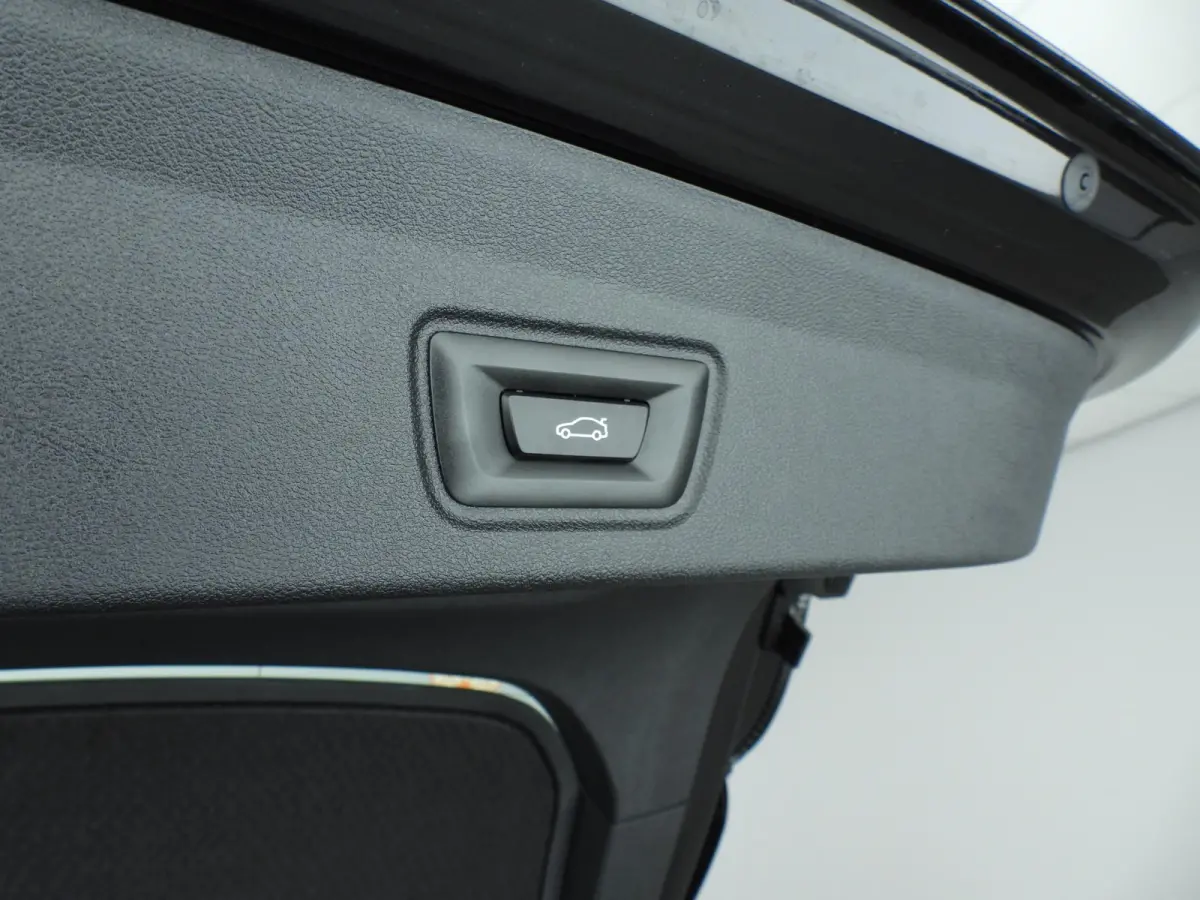 Gran Coupe eDrive40 | M-Sportpakket | LED | Leder | Navigatie | Sportstoelen | Stoelverwarming | DAB | Harman-kardon sound | Alu 18 inch