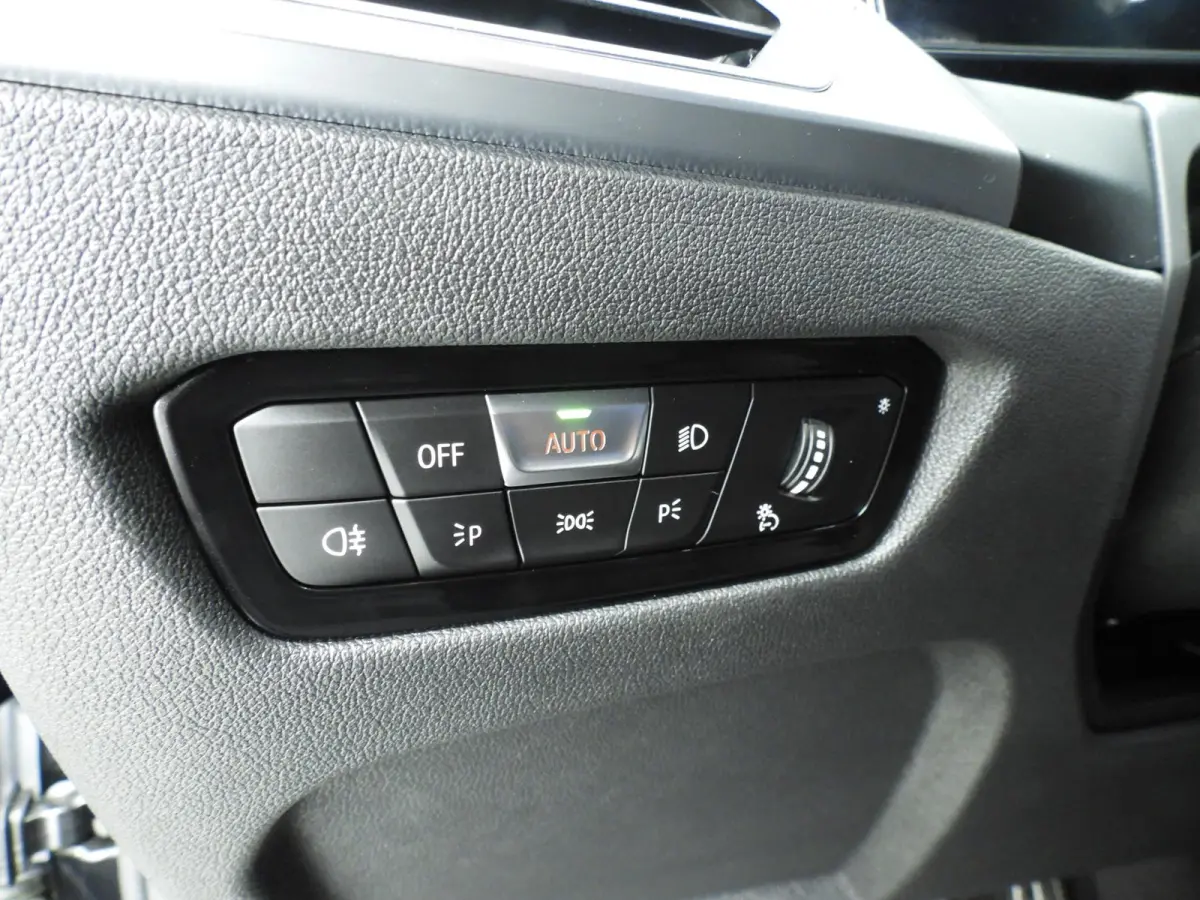 Gran Coupe eDrive40 | M-Sportpakket | LED | Leder | Navigatie | Sportstoelen | Stoelverwarming | DAB | Harman-kardon sound | Alu 18 inch