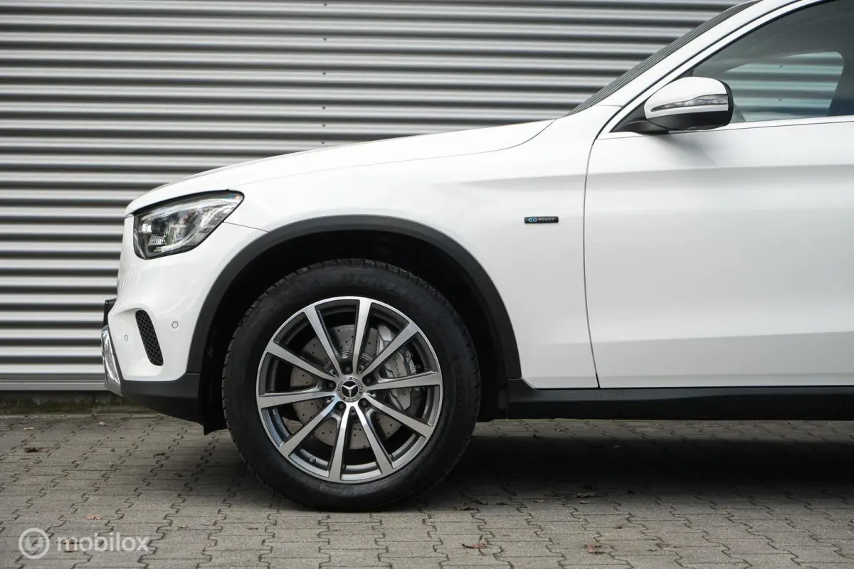 4MATIC Business Solution | Massage | Stoelverw. | Trekhaak | Camera | Elec stoelen | CarPlay |