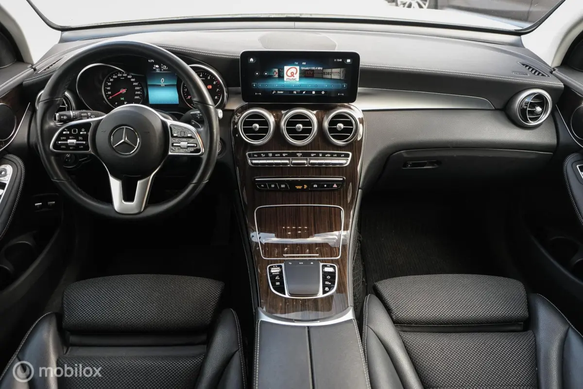 4MATIC Business Solution | Massage | Stoelverw. | Trekhaak | Camera | Elec stoelen | CarPlay |