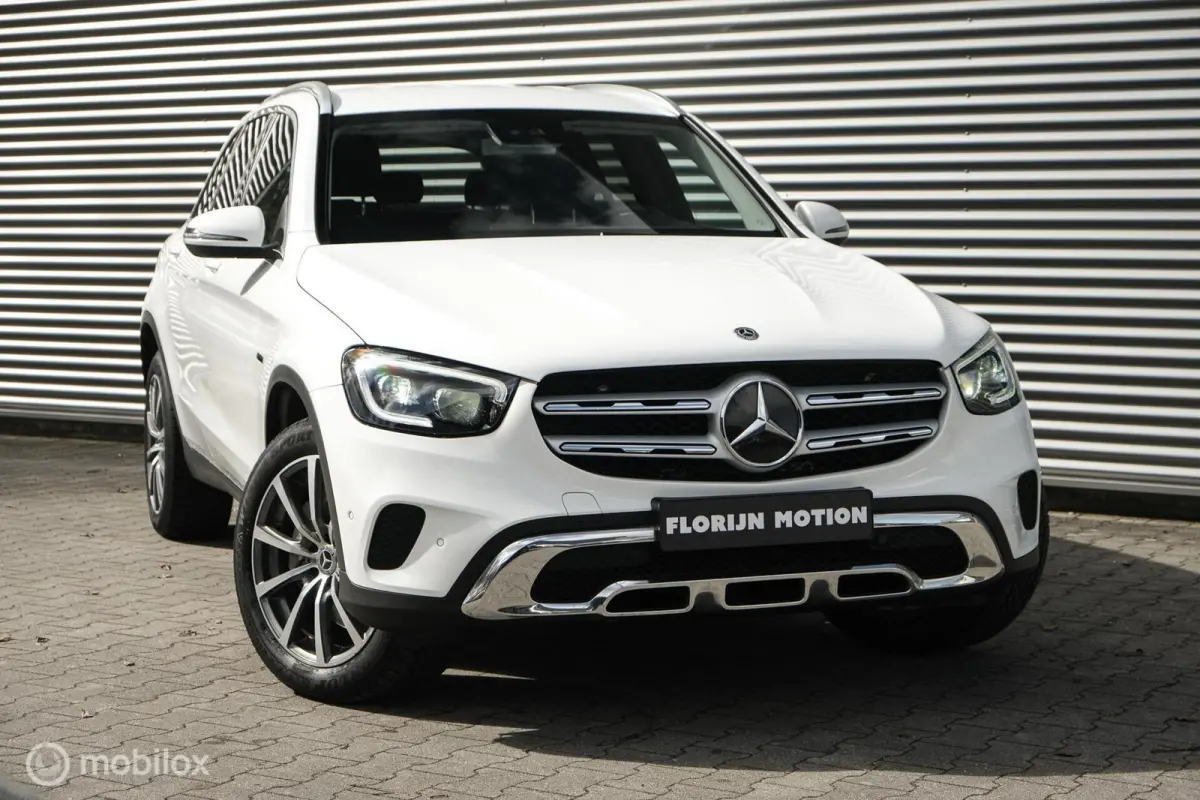 4MATIC Business Solution | Massage | Stoelverw. | Trekhaak | Camera | Elec stoelen | CarPlay |