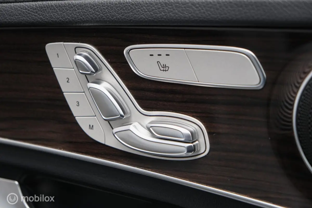 4MATIC Business Solution | Massage | Stoelverw. | Trekhaak | Camera | Elec stoelen | CarPlay |