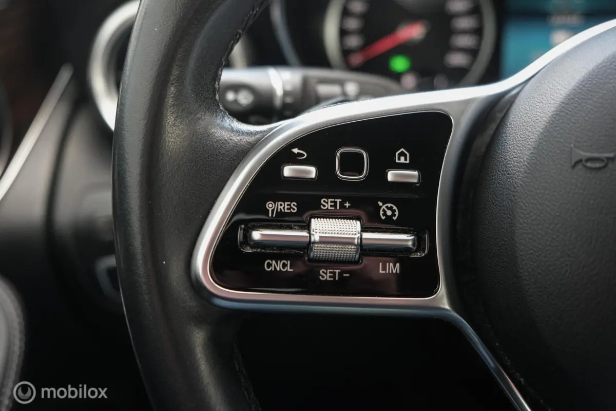 4MATIC Business Solution | Massage | Stoelverw. | Trekhaak | Camera | Elec stoelen | CarPlay |