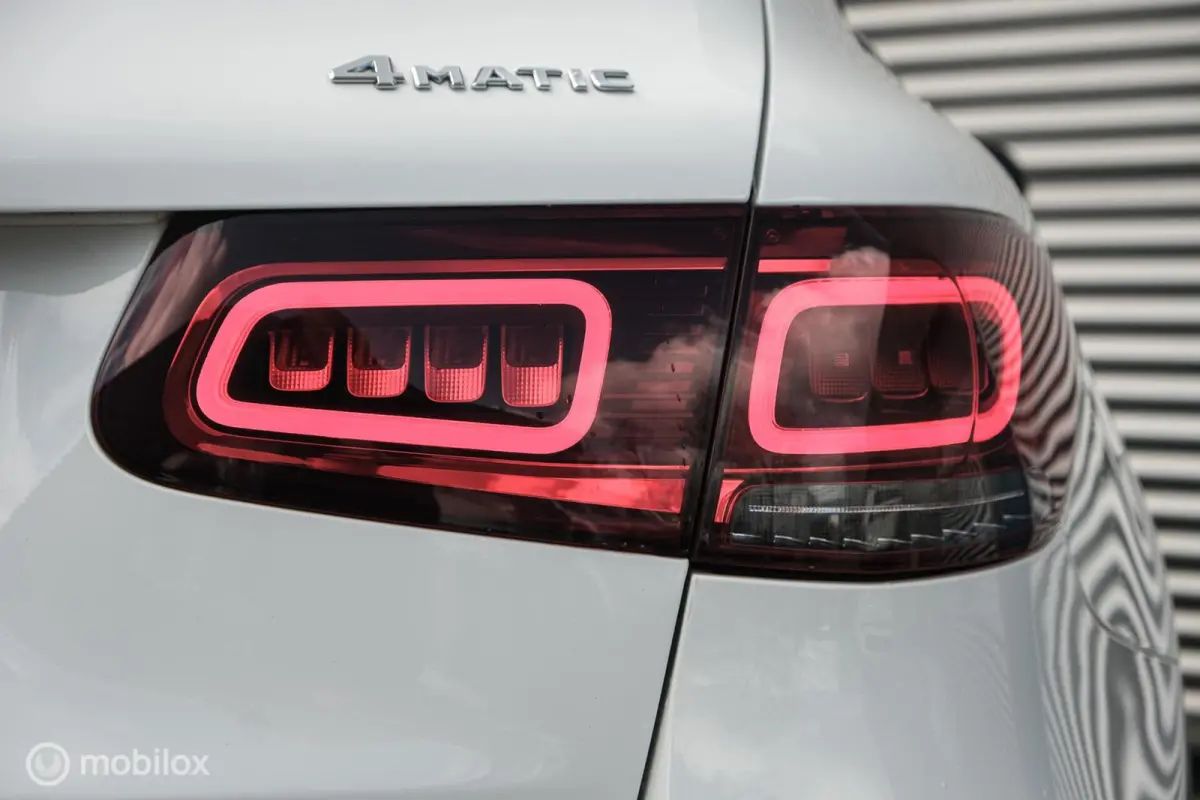 4MATIC Business Solution | Massage | Stoelverw. | Trekhaak | Camera | Elec stoelen | CarPlay |