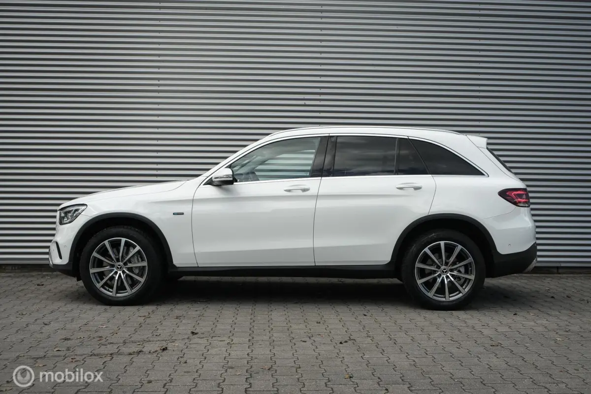 4MATIC Business Solution | Massage | Stoelverw. | Trekhaak | Camera | Elec stoelen | CarPlay |