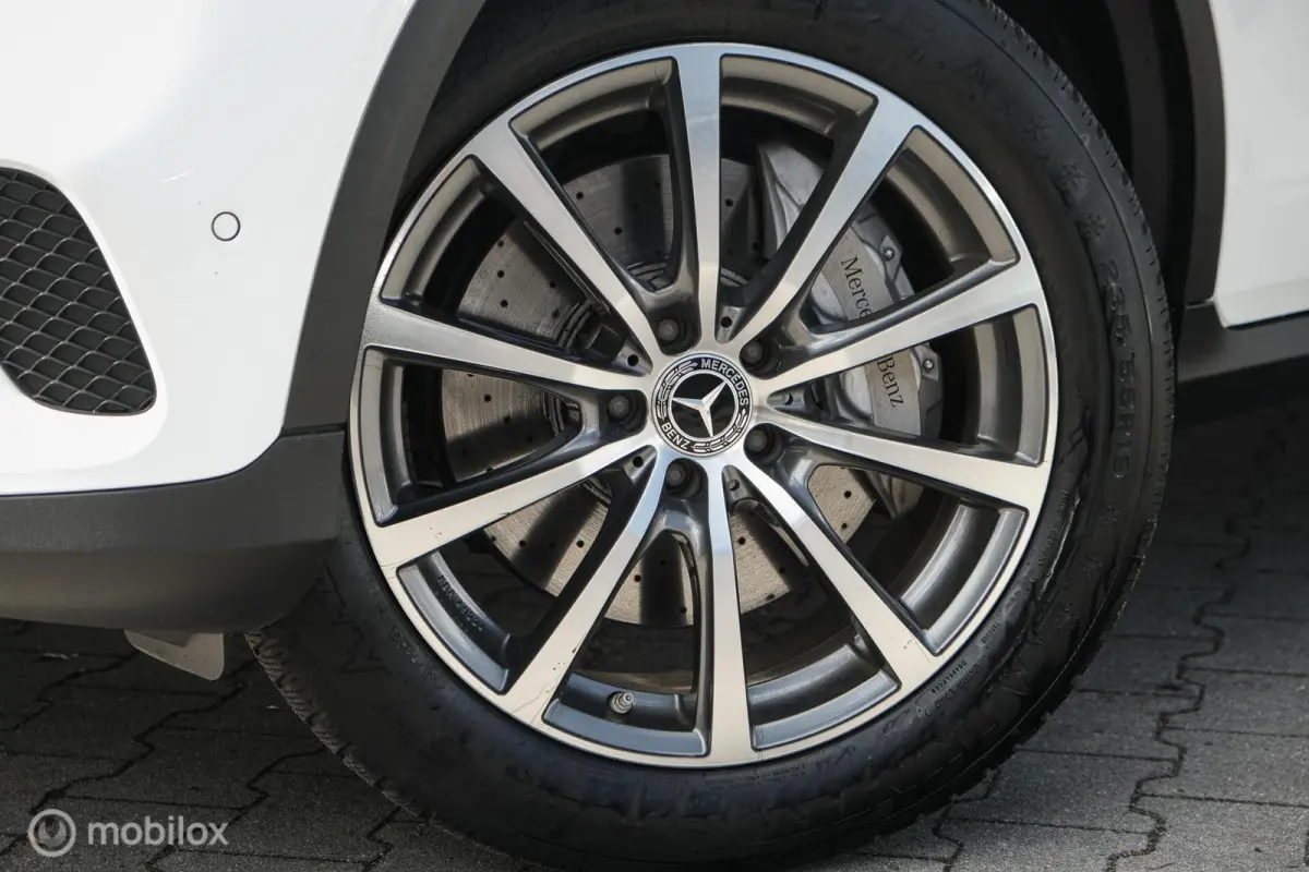4MATIC Business Solution | Massage | Stoelverw. | Trekhaak | Camera | Elec stoelen | CarPlay |
