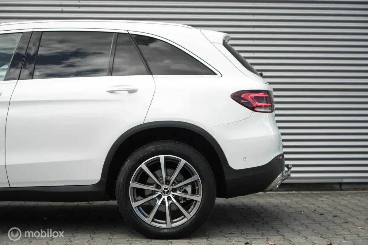 4MATIC Business Solution | Massage | Stoelverw. | Trekhaak | Camera | Elec stoelen | CarPlay |