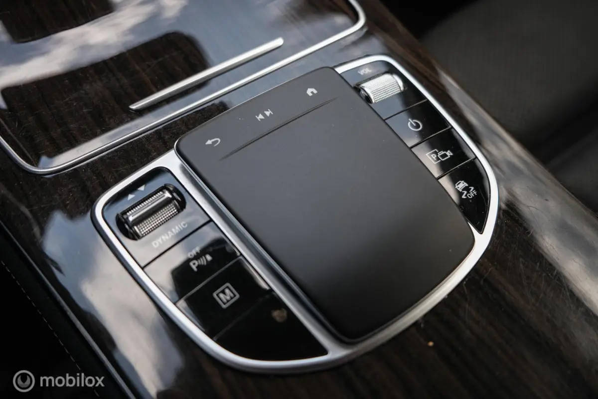 4MATIC Business Solution | Massage | Stoelverw. | Trekhaak | Camera | Elec stoelen | CarPlay |