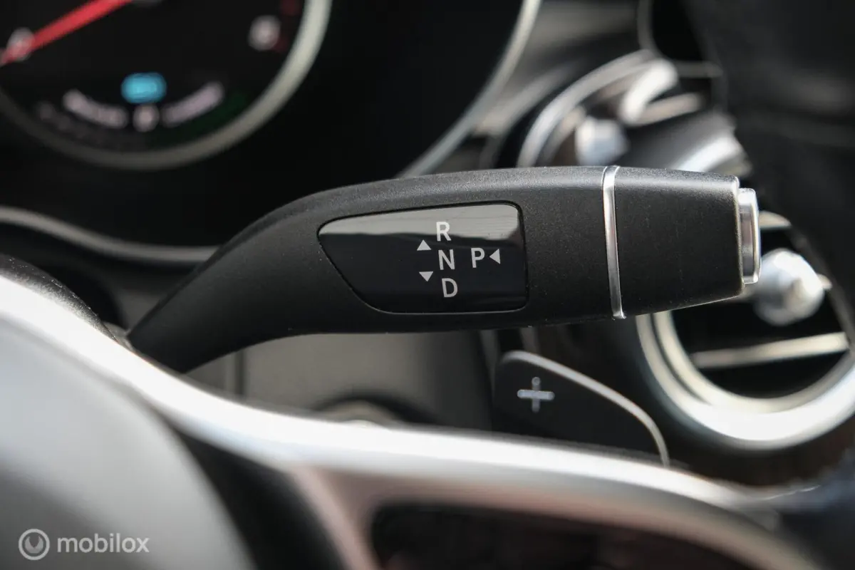 4MATIC Business Solution | Massage | Stoelverw. | Trekhaak | Camera | Elec stoelen | CarPlay |