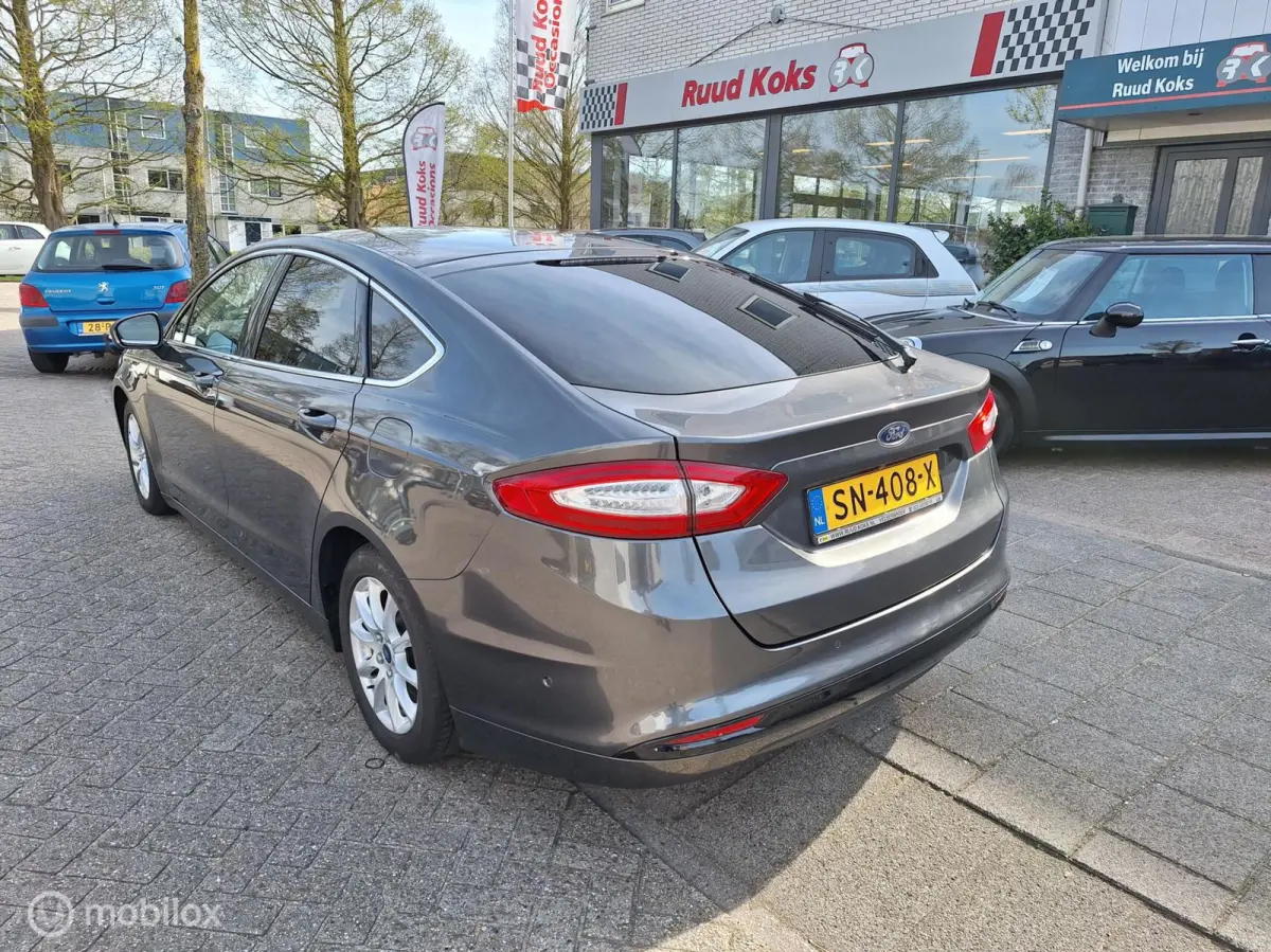 1.5 TDCi TITANIUM LEASE EDITION