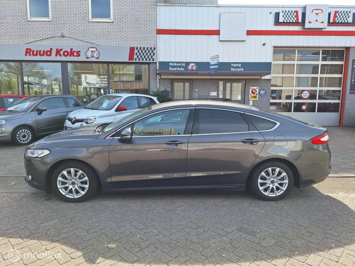 1.5 TDCi TITANIUM LEASE EDITION
