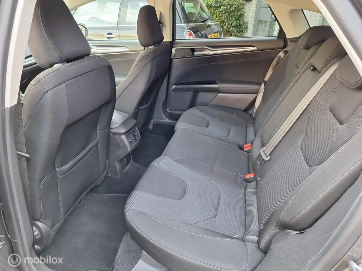 1.5 TDCi TITANIUM LEASE EDITION